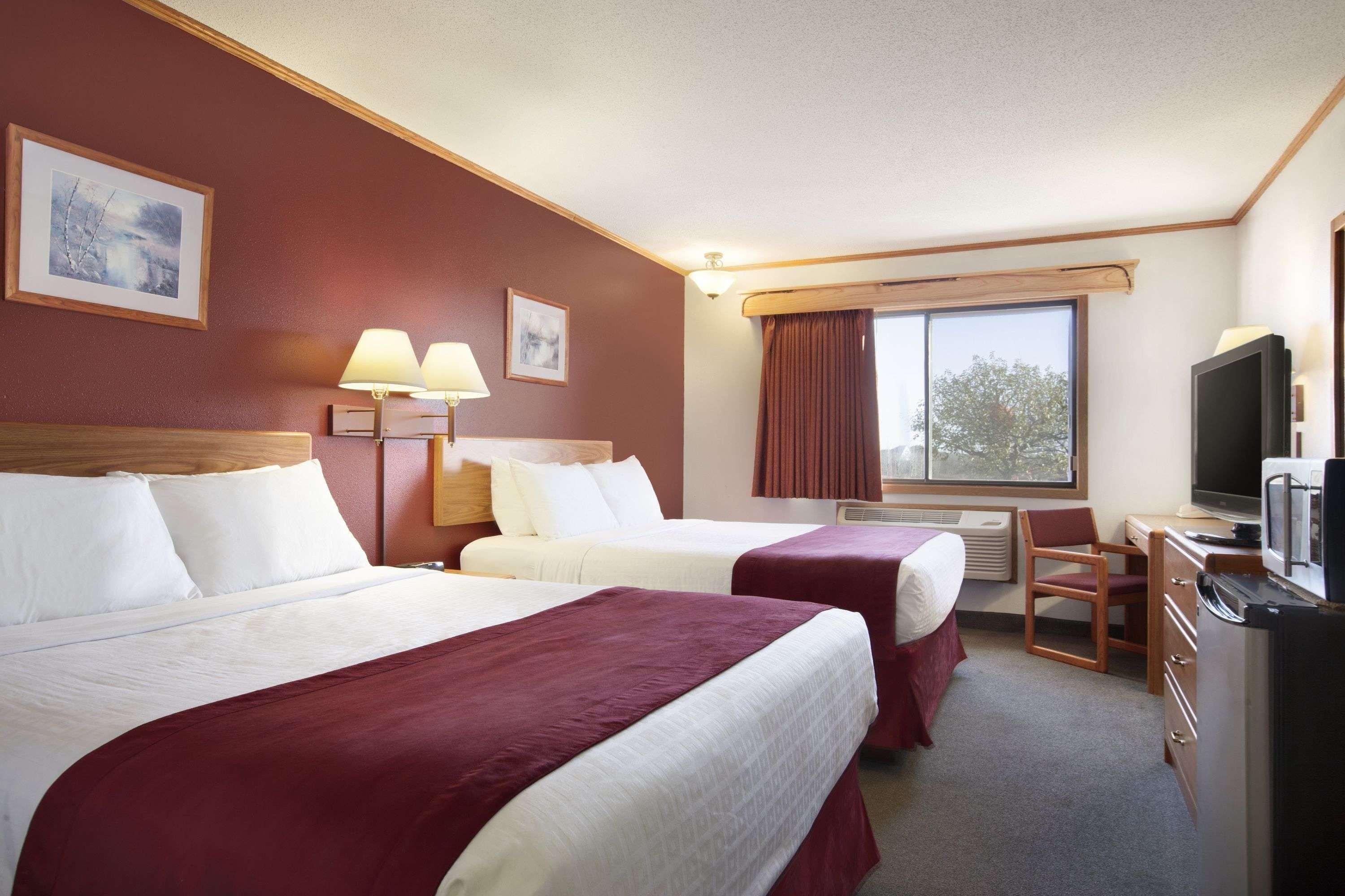 Super 8 By Wyndham Eveleth Motel Eksteriør bilde