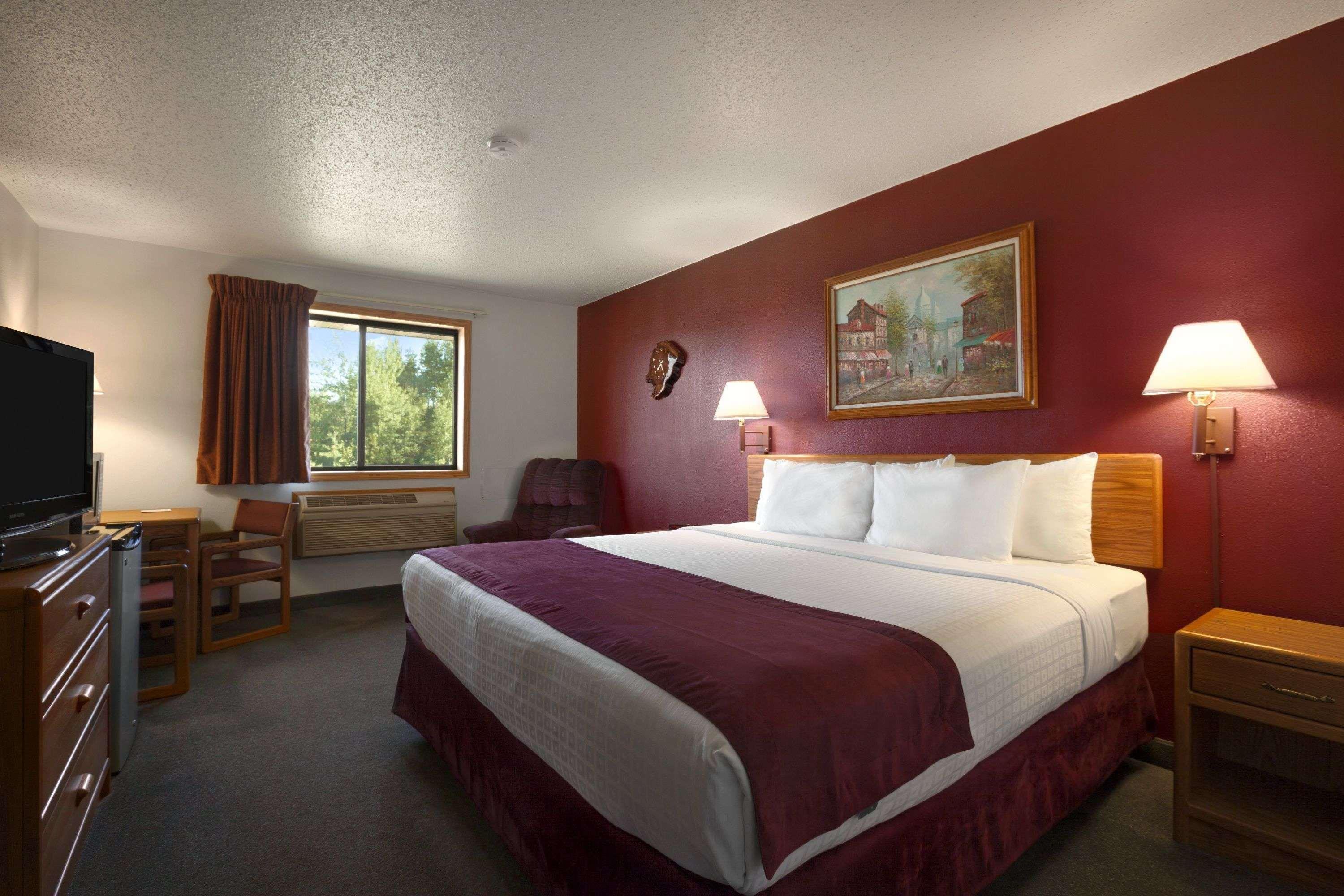 Super 8 By Wyndham Eveleth Motel Eksteriør bilde